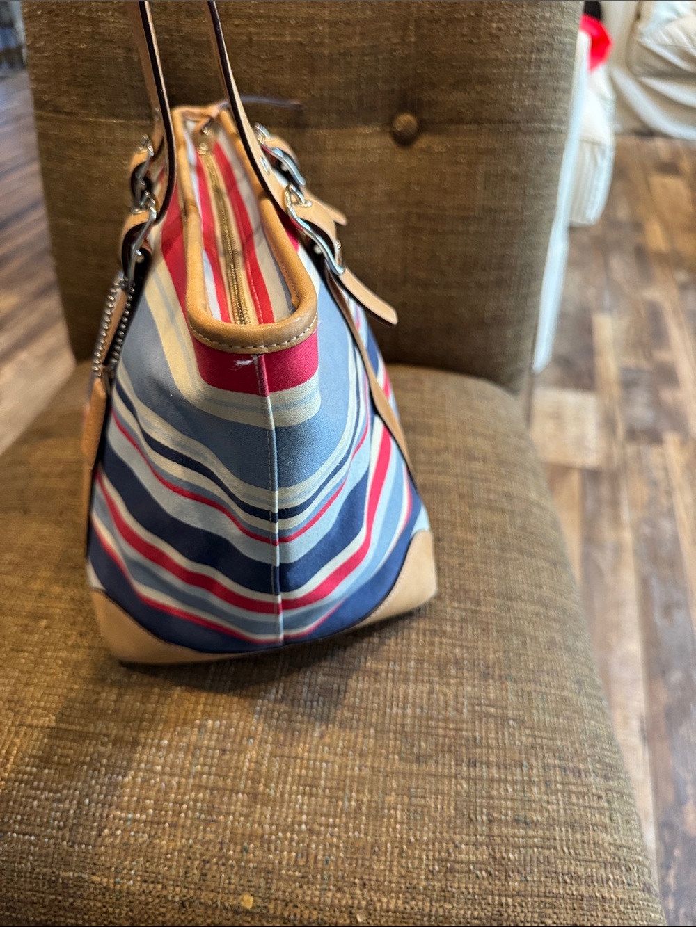 Coach vintage Hampton multicolor canvas tote bag & wristlet wallet with hangtag - Picture 3 of 12